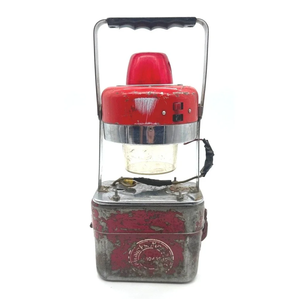 Vintage Fairbanks Morse Co Railroad Signal Lantern Model 10439 Red Utility Light
